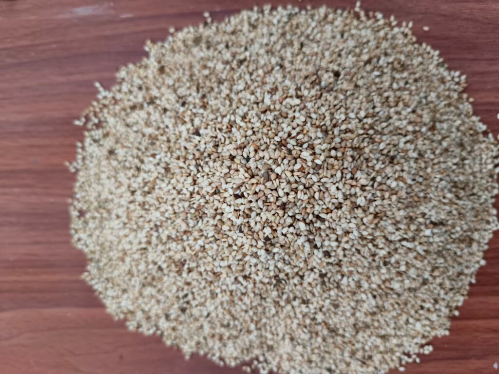 Sesame, Sesame oil, Black sesame, Roasted sesame, Sesame seed, Sesame seeds, Sesame seeds benefits, Black sesame seeds, Sesame seed oil, Sesame benefits, sesame seeds white, sesame supplier, sesame oil benefits, sesame seed supplier, sesame seed exporter, hulled sesame seeds, bulk sesame seeds, natural sesame seeds, sesame seed exporter, Nigeria sesame export,
